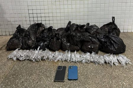 Suspeitos de tráfico são presos com mais de 1,8 mil porções de maconha em Águas Claras