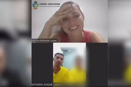 Juíza reconhece réu em audiência e solta piada: “Você aqui de novo?”; assista