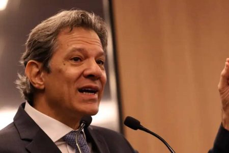 Haddad vai propor novas medidas a Lula após derrota da medida provisória que taxava investimentos e apostas Haddad vai propor novas medidas a Lula após derrota da medida provisória que taxava investimentos e apostas