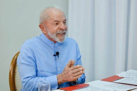 Lula quer tarifa zero nos ônibus e proposta deve ser bandeira para reeleição