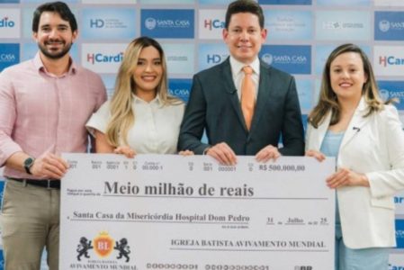 Bispo Bruno Leonardo doa meio milhão de reais a hospital baiano