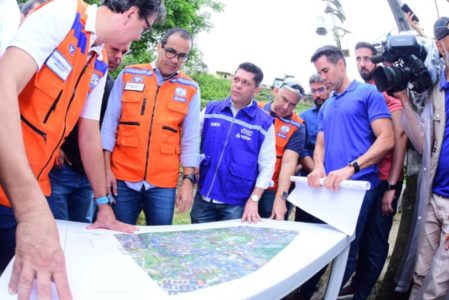 Bruno Reis anuncia R$ 130 milhões para obras de contenção de encosta em 46 áreas de risco de Salvador