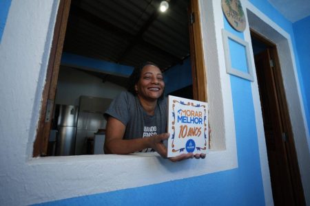 Programa Morar Melhor retorna à Federação e entrega mais 100 casas reformadas