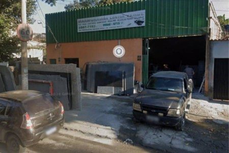 Idoso é morto a tiros por colega de trabalho após fazer piada de cunho homofóbico Idoso é morto a tiros por colega de trabalho após fazer piada de cunho homofóbico