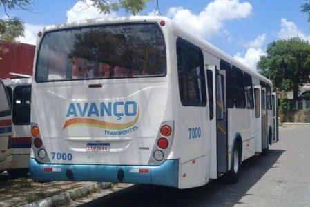 Sete cidades podem ficar sem ônibus com greve na região metropolitana de Salvador