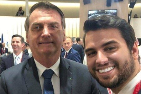 Ex-auxiliares de Bolsonaro apresentam alegações finais em processo sobre trama golpista Ex-auxiliares de Bolsonaro apresentam alegações finais em processo sobre trama golpista