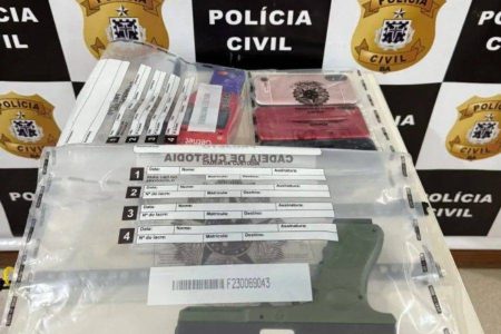 Homem é preso na Bahia acusado de chantagear vítima com imagens íntimas Homem é preso na Bahia acusado de chantagear vítima com imagens íntimas