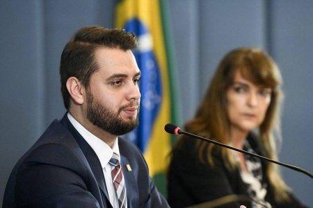 STF dá prazo para ex-assessor de Bolsonaro explicar falha em tornozeleira eletrônica STF dá prazo para ex-assessor de Bolsonaro explicar falha em tornozeleira eletrônica