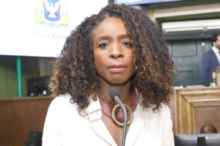 Eliete Paraguassu é alvo de processo no Conselho de Ética da Câmara de Salvador por suposta denunciação caluniosa Eliete Paraguassu é alvo de processo no Conselho de Ética da Câmara de Salvador por suposta denunciação caluniosa