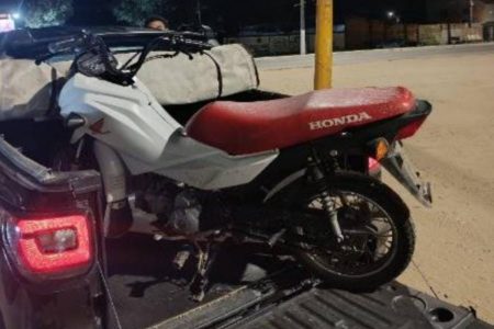 PM recupera moto roubada em Itabela durante operação na madrugada