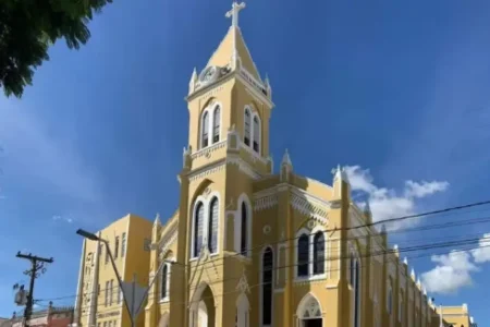 Justiça impede Arquidiocese de Vitória da Conquista de reivindicar imóveis em sete bairros da cidade