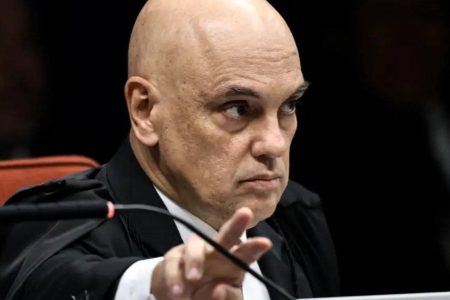 Moraes vota pela reabertura de investigação contra Valdemar Costa Neto no STF Moraes vota pela reabertura de investigação contra Valdemar Costa Neto no STF