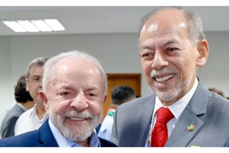 Centro-esquerda busca união em torno de Lula, mas enfrenta resistência de PDT e PSB Centro-esquerda busca união em torno de Lula, mas enfrenta resistência de PDT e PSB