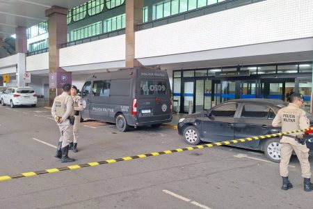 Aeroporto de Salvador aciona protocolo de segurança após item suspeito ser identificado Aeroporto de Salvador aciona protocolo de segurança após item suspeito ser identificado