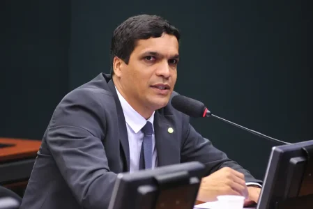 Cabo Daciolo confirma pré-candidatura à Presidência da República para 2026