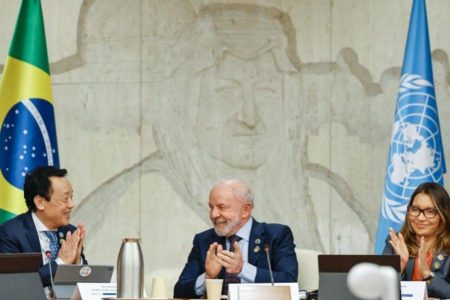 Lula propõe imposto global de 2% sobre fortuna dos super-ricos Lula propõe imposto global de 2% sobre fortuna dos super-ricos