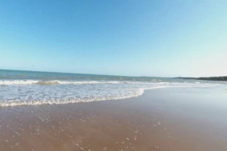 Inema alerta para praias impróprias em Salvador durante o feriado prolongado