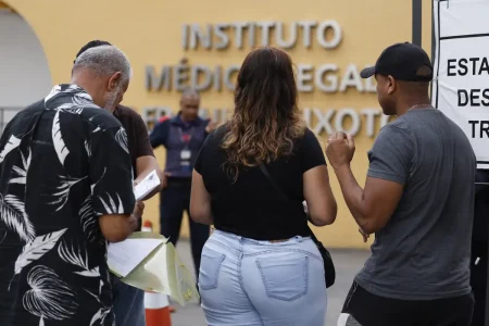 Lula envia ministros para reunião com Castro na tarde desta quarta