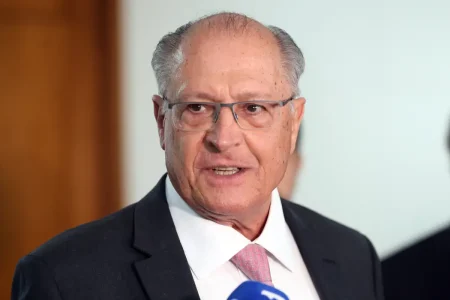 Alckmin lamenta rejeição de Jorge Messias ao STF e diz: “Lula está definindo sua nova indicação”