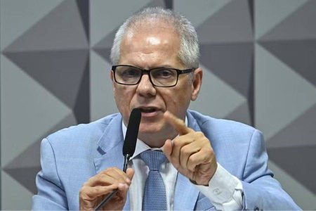 Ex-presidente do INSS no governo Lula recebia R$ 250 mil por mês em propinas, diz PF