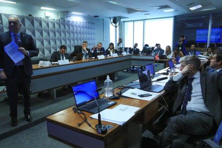 CPMI do INSS adia votação sobre convocação de Jorge Messias