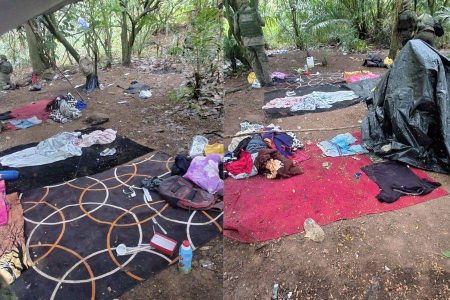 Operação policial desarticula acampamentos de facção no Recôncavo Baiano