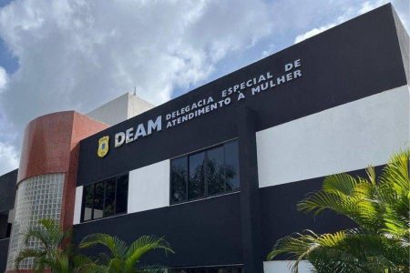 Mulher denuncia estupro após mototaxista desviar rota durante corrida em Salvador