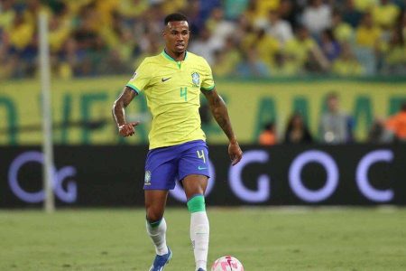 Gabriel Magalhães é cortado da seleção por lesão na coxa