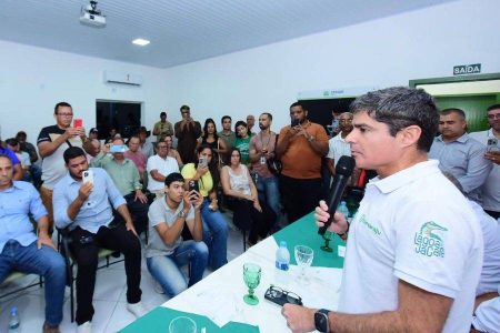 “O PT se aproveita da pobreza”, diz ACM Neto ao criticar fracasso das políticas sociais na Bahia