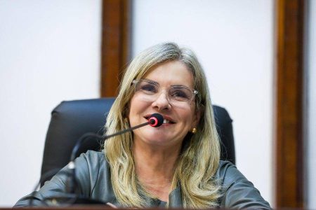 Alba atualiza estado de saúde da deputada Ivana Bastos, que segue internada