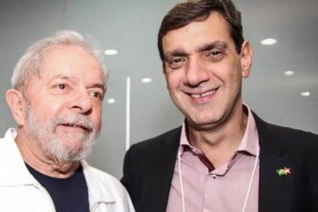 Filho de Lula recebeu policiais durante operação da PF na casa da ex-mulher investigada por fraudes
