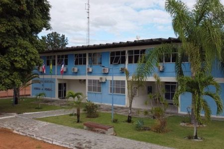 Licitação de R$ 2 milhões em Ribeira do Pombal é alvo de investigação por suspeita de irregularidades