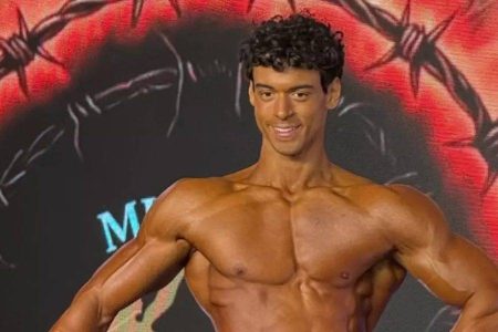 Filho de Xanddy e Carla Perez, Victor Alexandre vence primeiro campeonato de fisiculturismo nos EUA