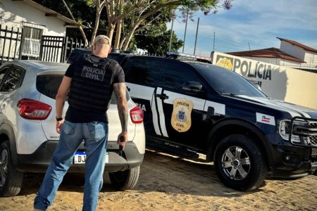 Empresário é preso com carro roubado em Poções