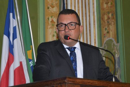 “Isso não é um favor, é uma necessidade”, diz Anderson Ninho ao defender subsídio ao transporte de Salvador