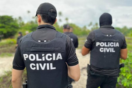 Suspeito de tentativa de feminicídio é preso em Lauro de Freitas após nova ameaça à vítima