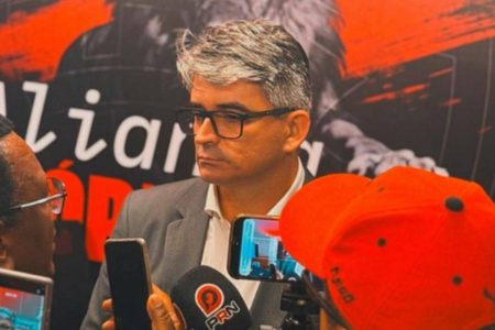 Ex-jogador Marcone Amaral lança candidatura à presidência do Vitória