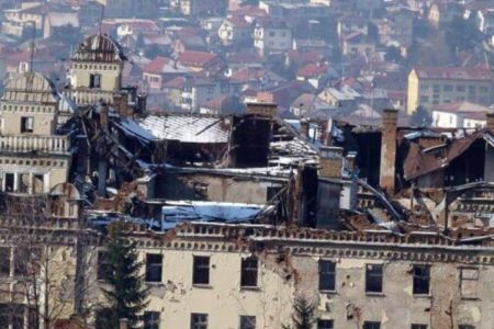 Itália investiga turistas que teriam pago até R$ 600 mil para caçar civis durante o cerco de Sarajevo