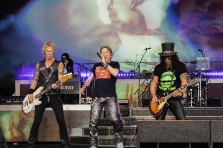 Guns N’ Roses volta ao Brasil em 2026 e inclui Salvador no giro de nove shows