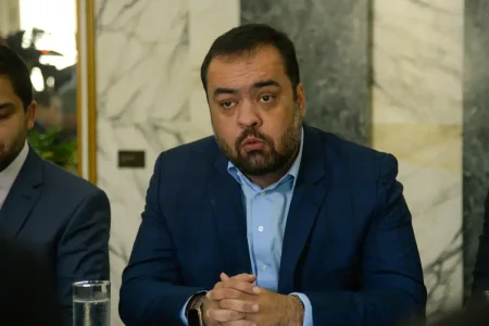 Líder do PT aciona STF contra governador do RJ por suposto atentado à soberania