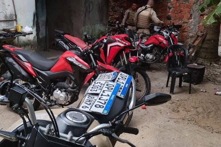 Polícia localiza depósito com motos roubadas em São Cristóvão