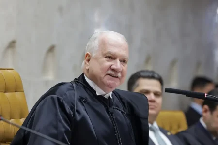 STF terá debate sobre ética de ministros em 2026, diz Fachin