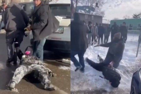 Mulher é arrastada por agentes do serviço anti-imigração durante prisão nos EUA