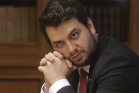 PF coloca Filipe Martins em prisão domiciliar após fuga de ex-diretor da PRF