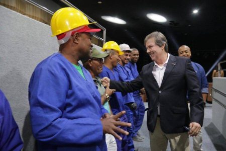 ‘Um salto de qualidade para toda a região’, afirma Trindade sobre novo Teatro da UEFS
