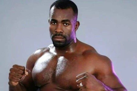 Corpo de ex-lutador de MMA é encontrado após desaparecer no Rio Negro