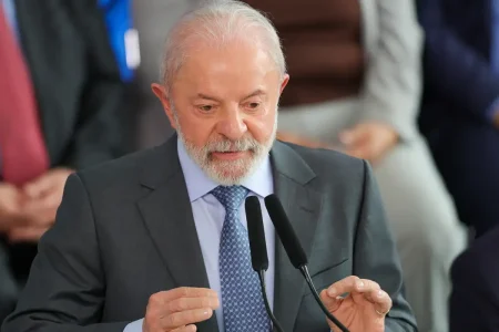 Lula determina processo para expulsão de servidor da CGU após agressão a mulher e criança no DF