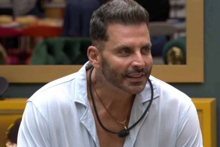 Henri Castelli deixa o BBB 26 após crises convulsivas durante prova