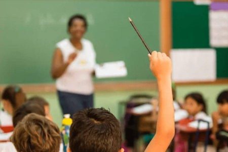 Nova lei inclui professores da educação infantil no magistério da educação básica