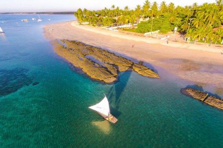 Abusos em Porto de Galinhas afastam turistas e acendem alerta para o verão 2026